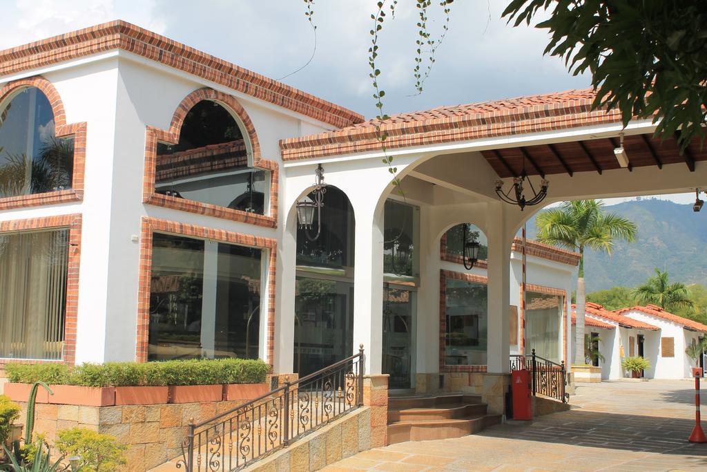 Hotel San Juan Internacional Girón Kültér fotó